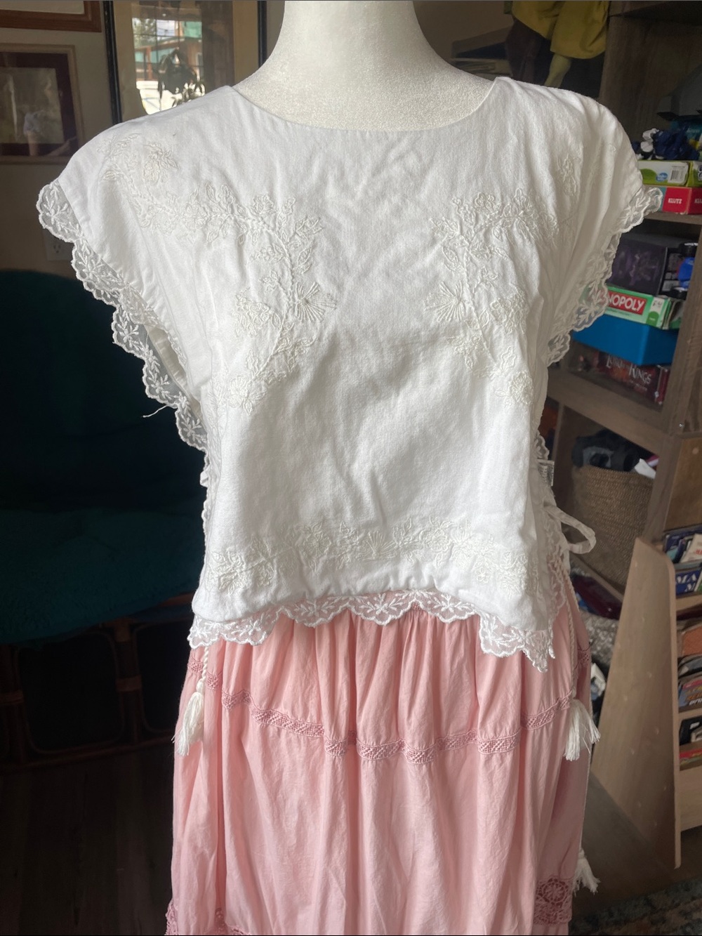 Vintage-like Pinafore/Apron Top